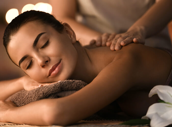 Formule « Massage détente » : hébergement insolite en Bourgogne au camping de Saint-Point Lamartine en Bourgogne
