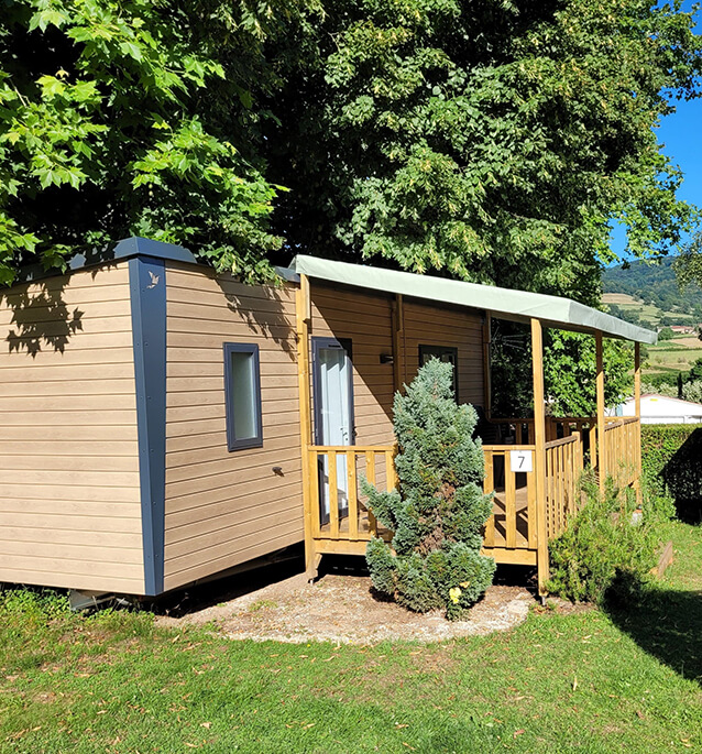 Mobil-home en location au camping du lac de Saint-Point-Lamartine en Bourgogne